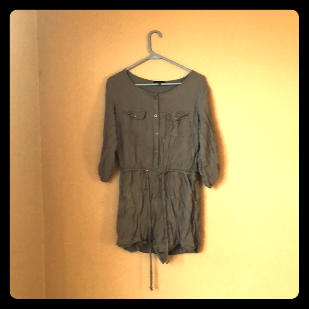 Iris romper army green size L